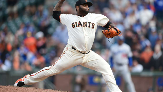 sandoval-pitching.jpg